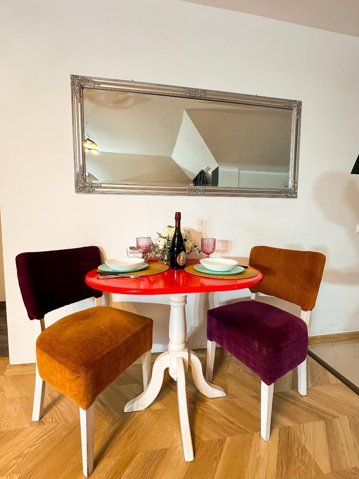 Millenium Apartment Central Craiova Buitenkant foto